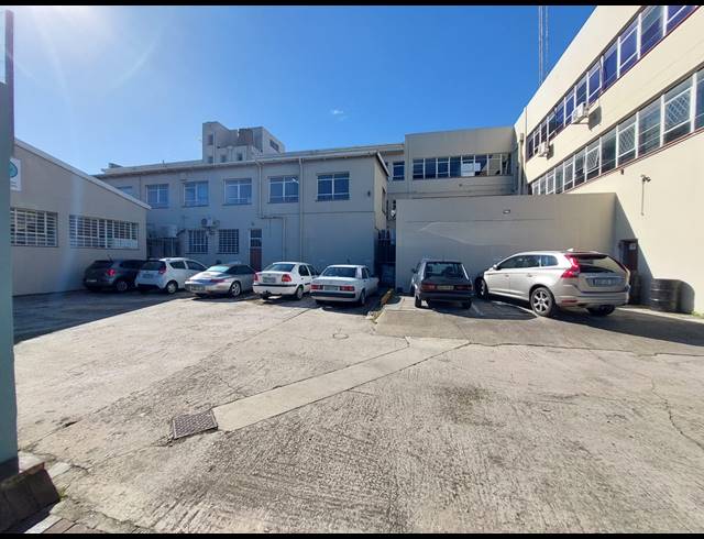25M² OFFICE RENTED IN GQEBERHA CENTRAL